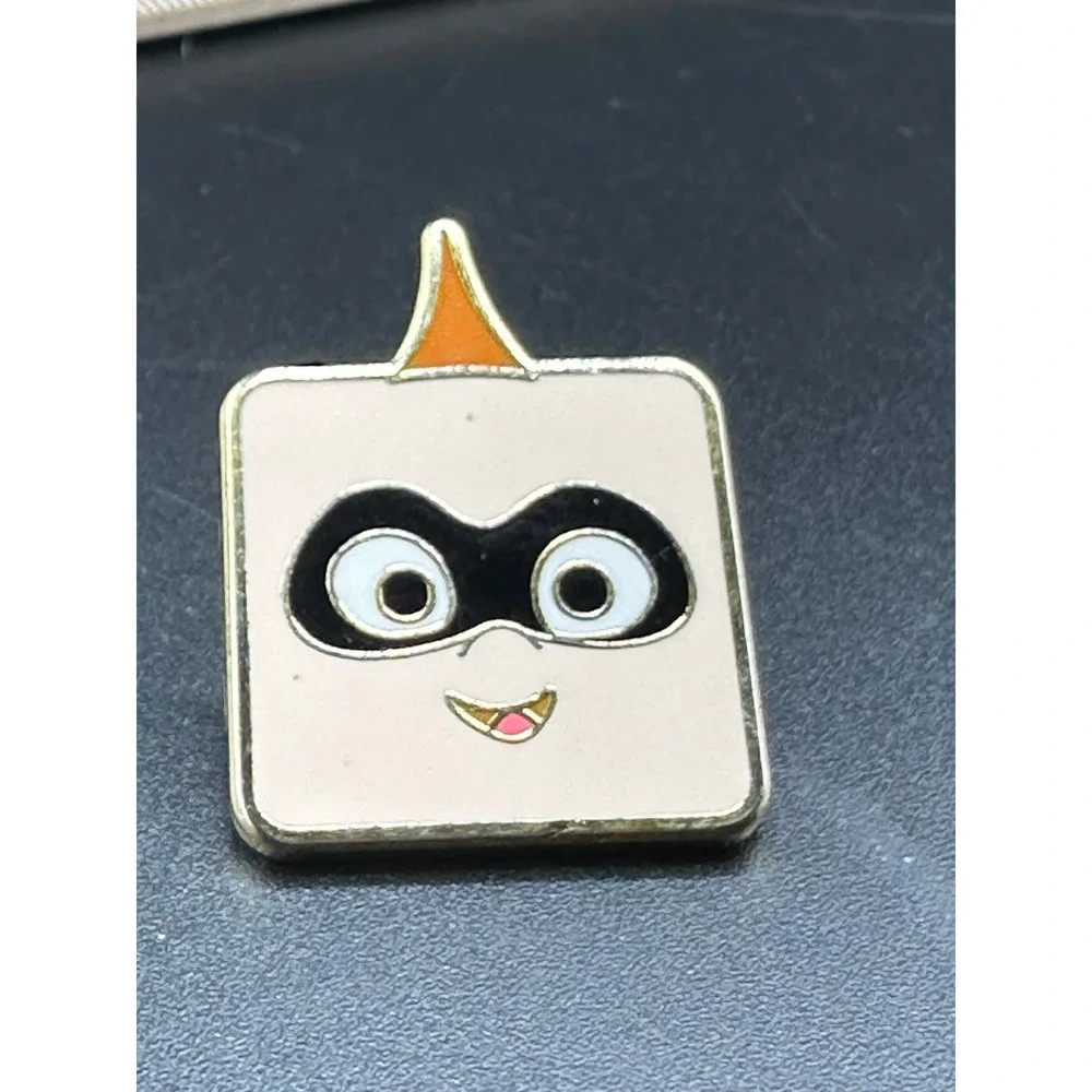 Shanghai Disneyland Resort Incredibles Jack Jack Disney trading pin 2019